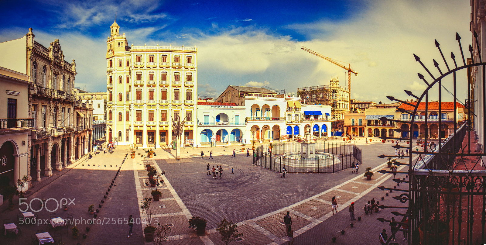 Canon EOS 60D sample photo. Plaza vieja photography