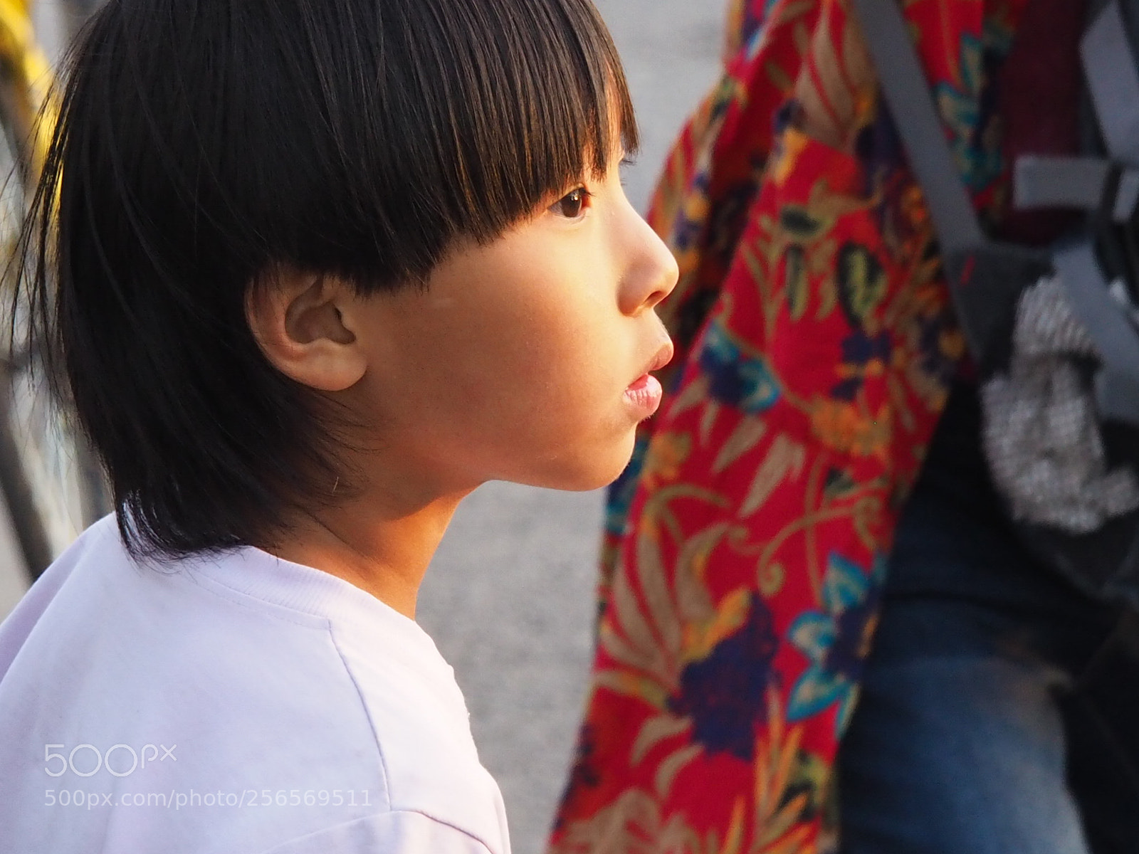 Olympus OM-D E-M10 II sample photo. Beiging faces photography