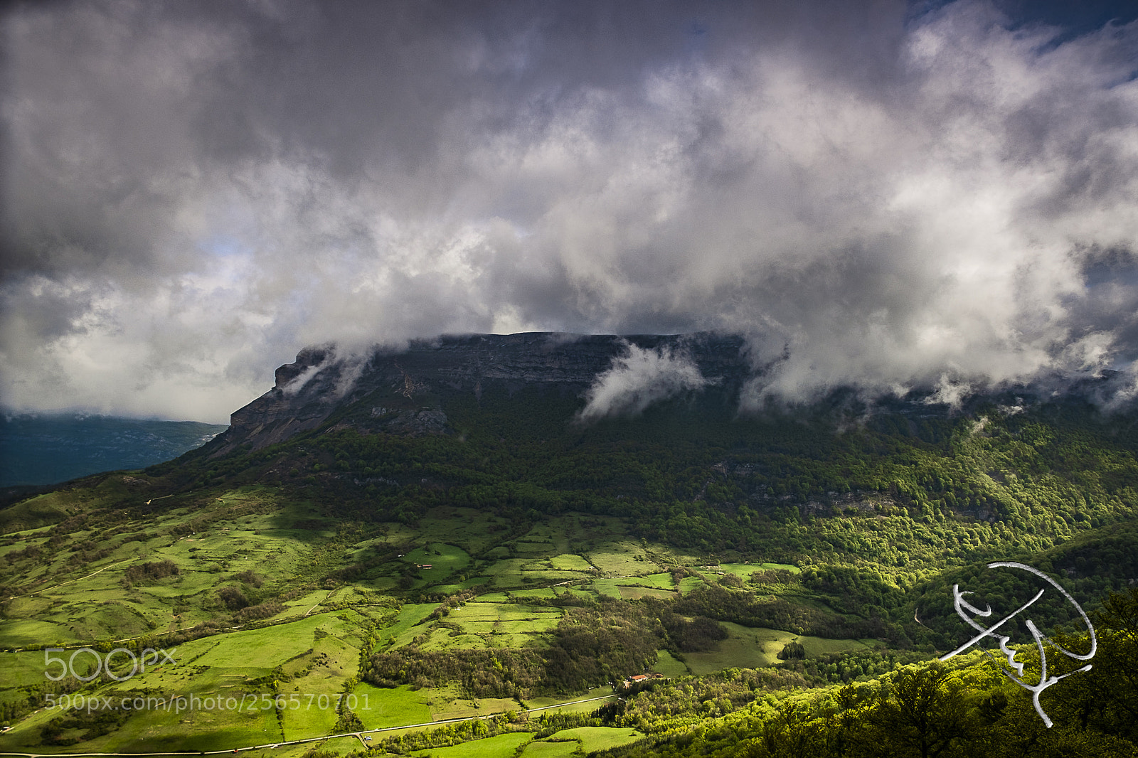 Fujifilm X-T2 sample photo. Sierra de urbasa photography