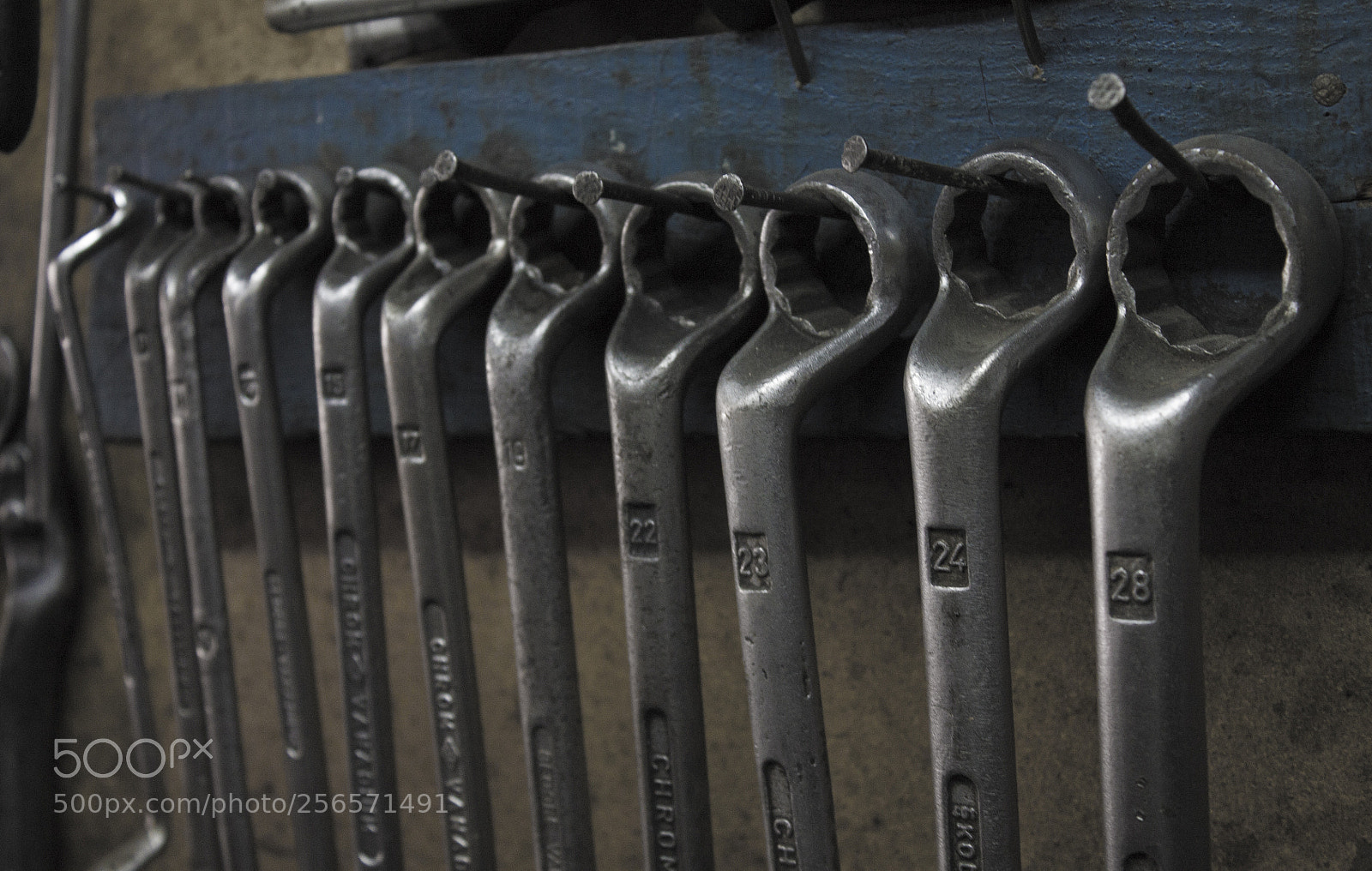 Canon EOS 1100D (EOS Rebel T3 / EOS Kiss X50) sample photo. Wrenches photography