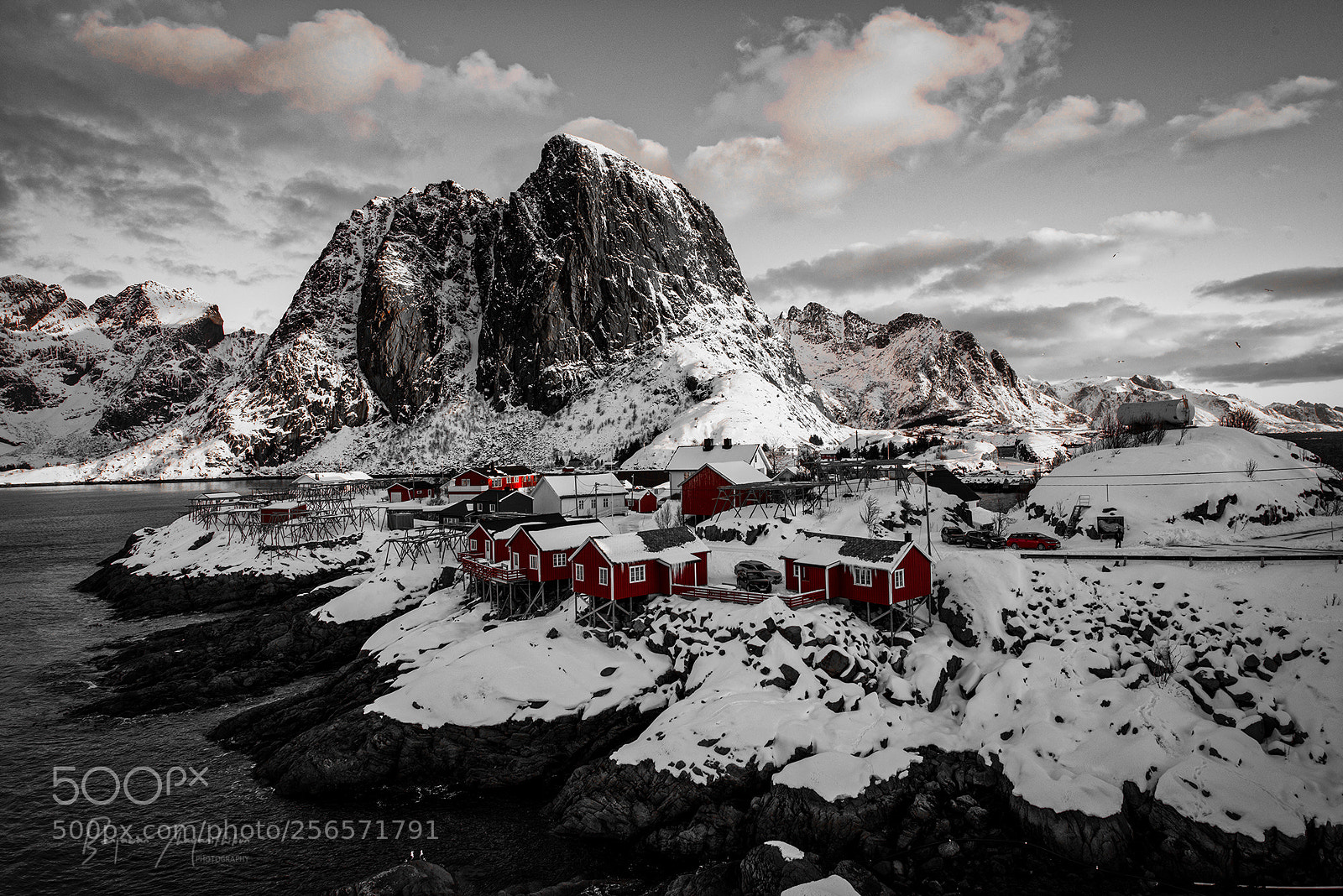 Nikon D800 sample photo. Eliassen rorbuer lofoten norway photography