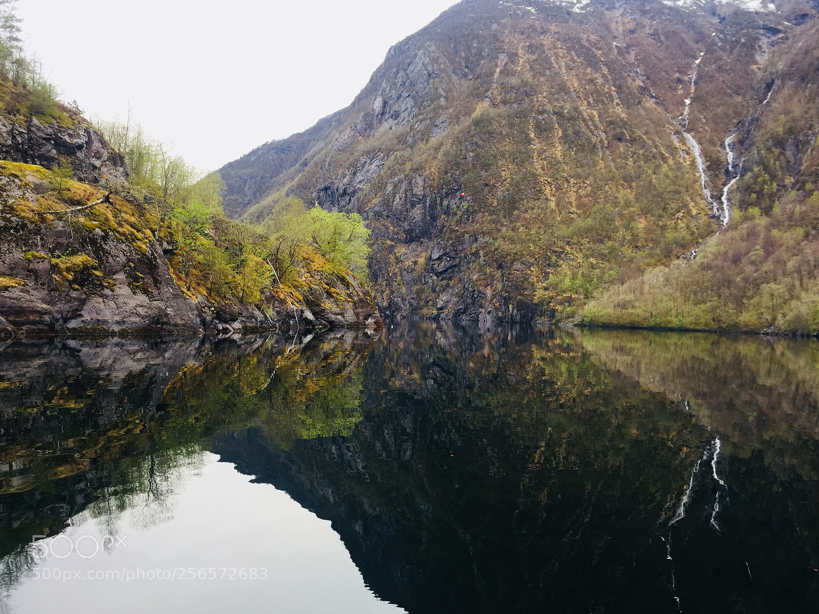 Apple iPhone 6 sample photo. Mirror lake photography