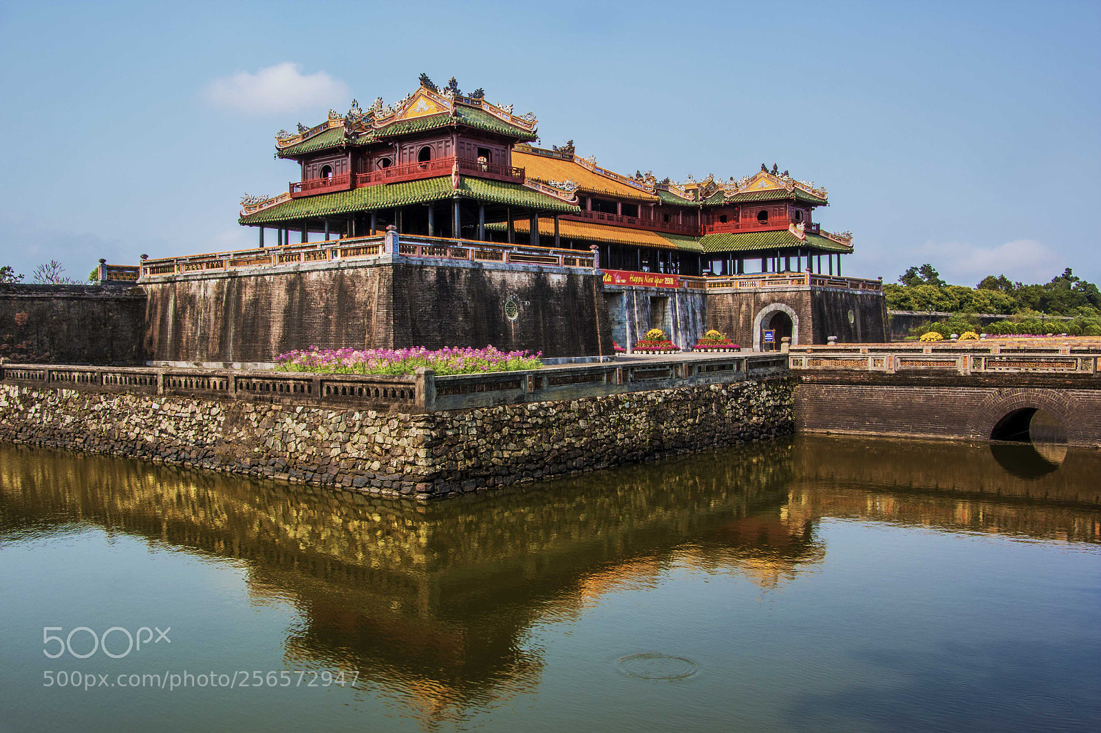 Canon EOS 70D sample photo. Historic imperial enclosure at photography
