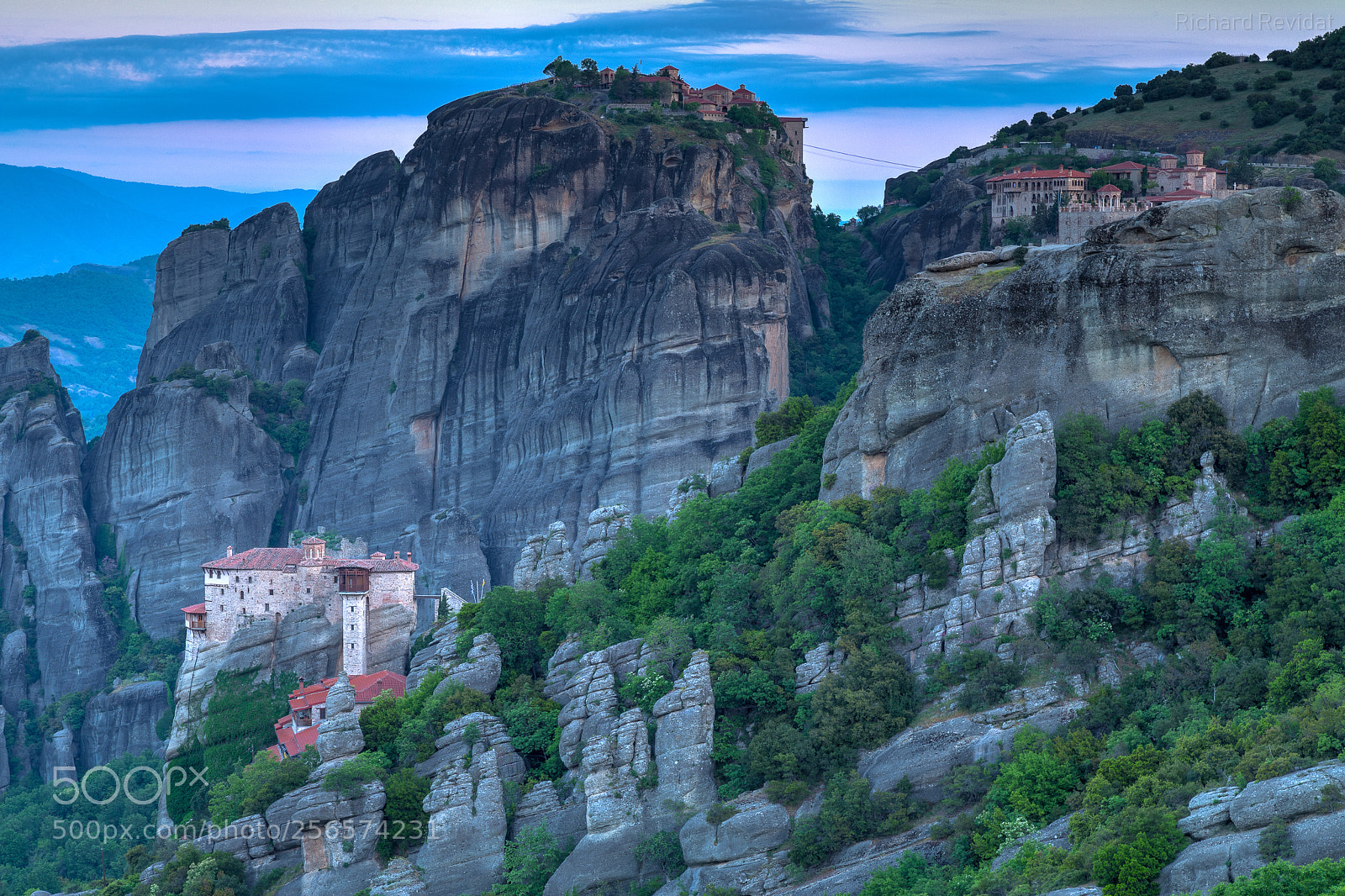 Canon EOS 6D sample photo. Meteora monasteries at dusk photography