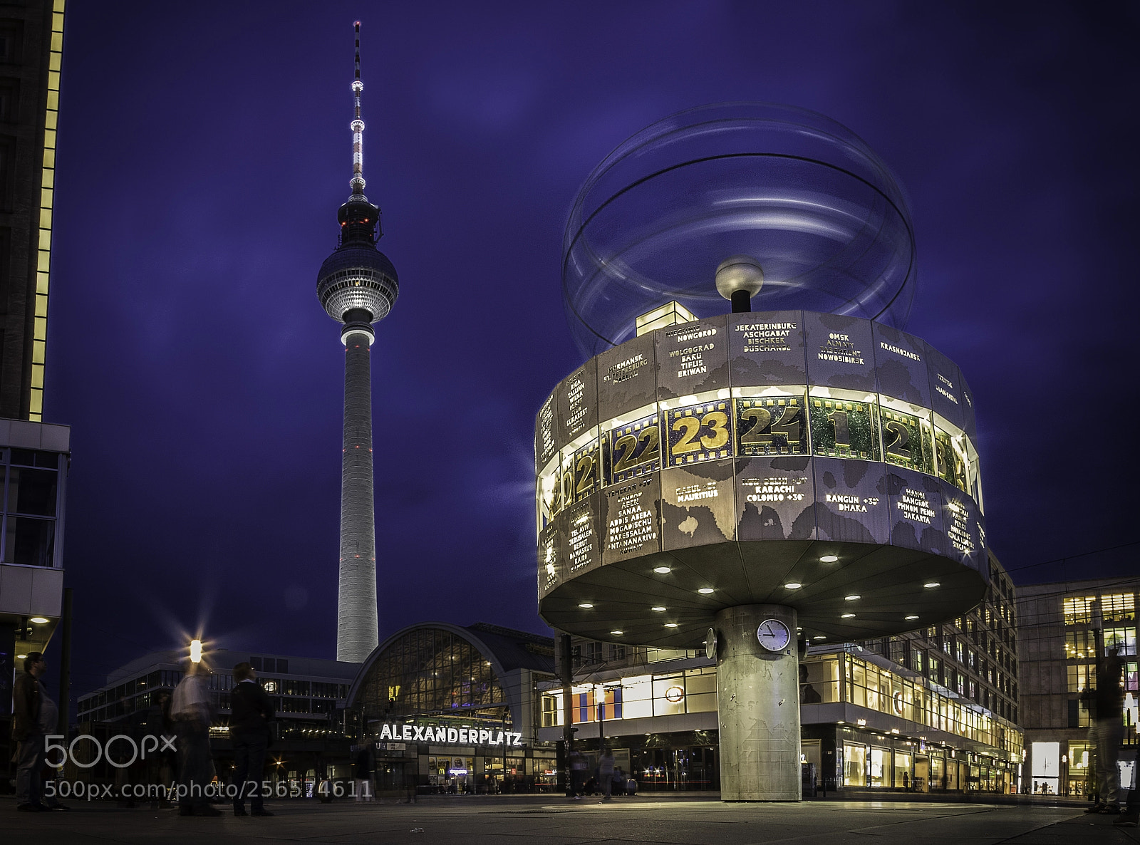 Canon EOS 80D sample photo. Alexanderplatz photography
