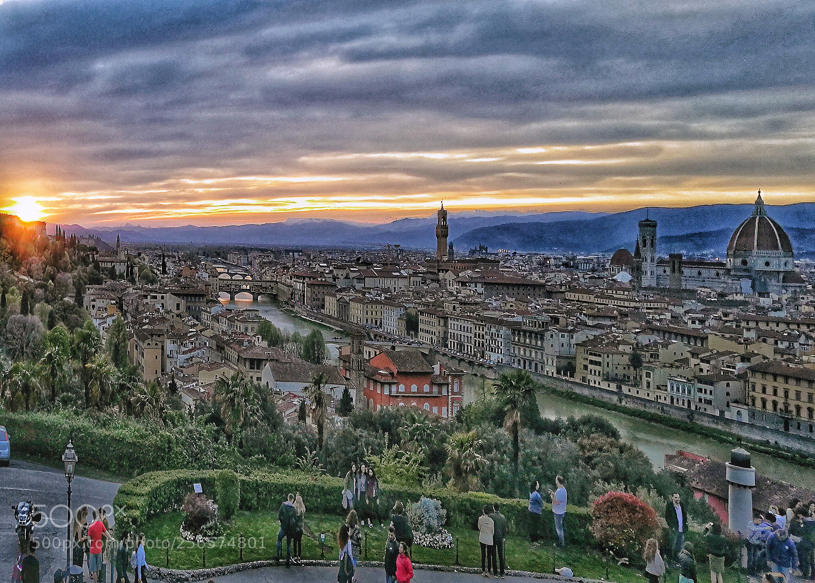 HUAWEI P10 Plus sample photo. Piazzale michelangelo photography