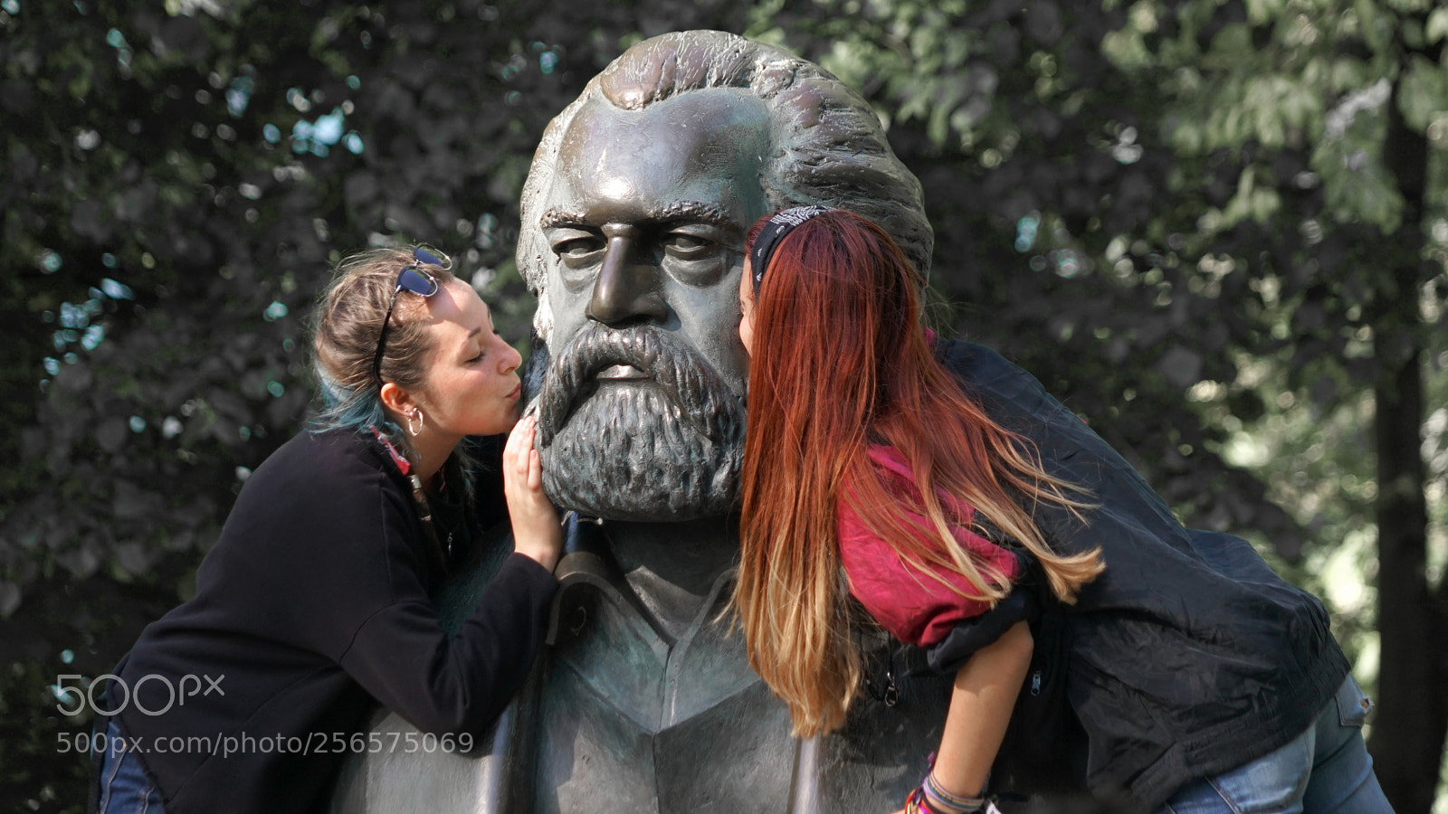 Sony a7R II sample photo. Happy birthday karl marx photography