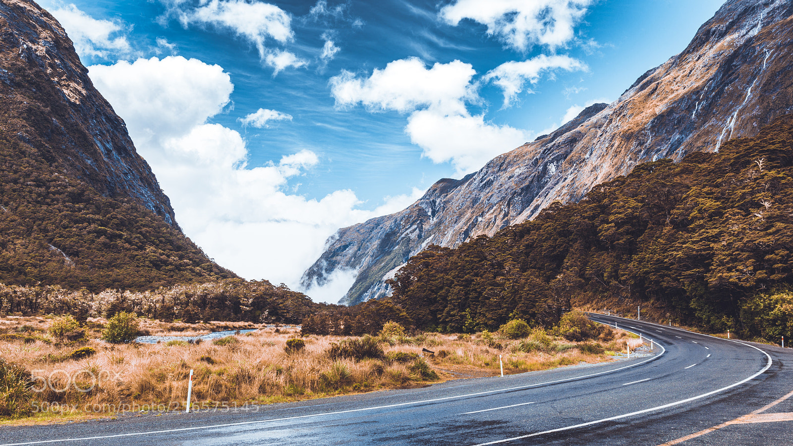 Canon EOS 5D Mark II sample photo. Milford sound highway photography