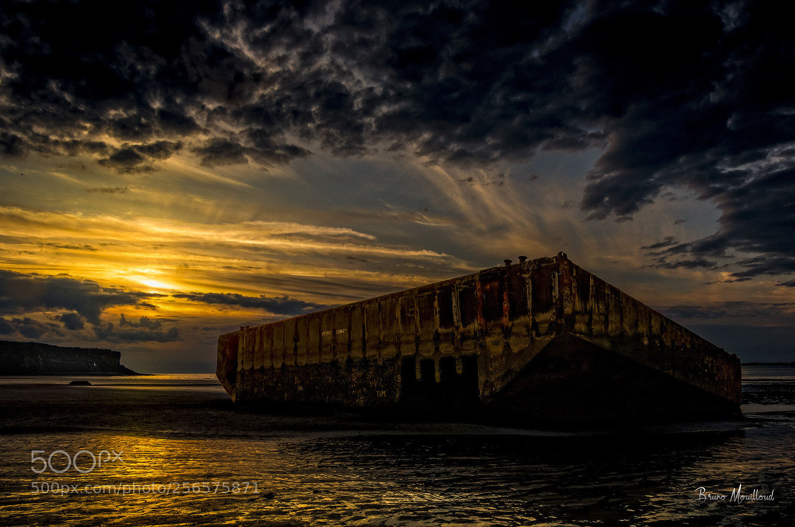 Canon EOS 70D sample photo. Un soir à arromanches (version 2) photography