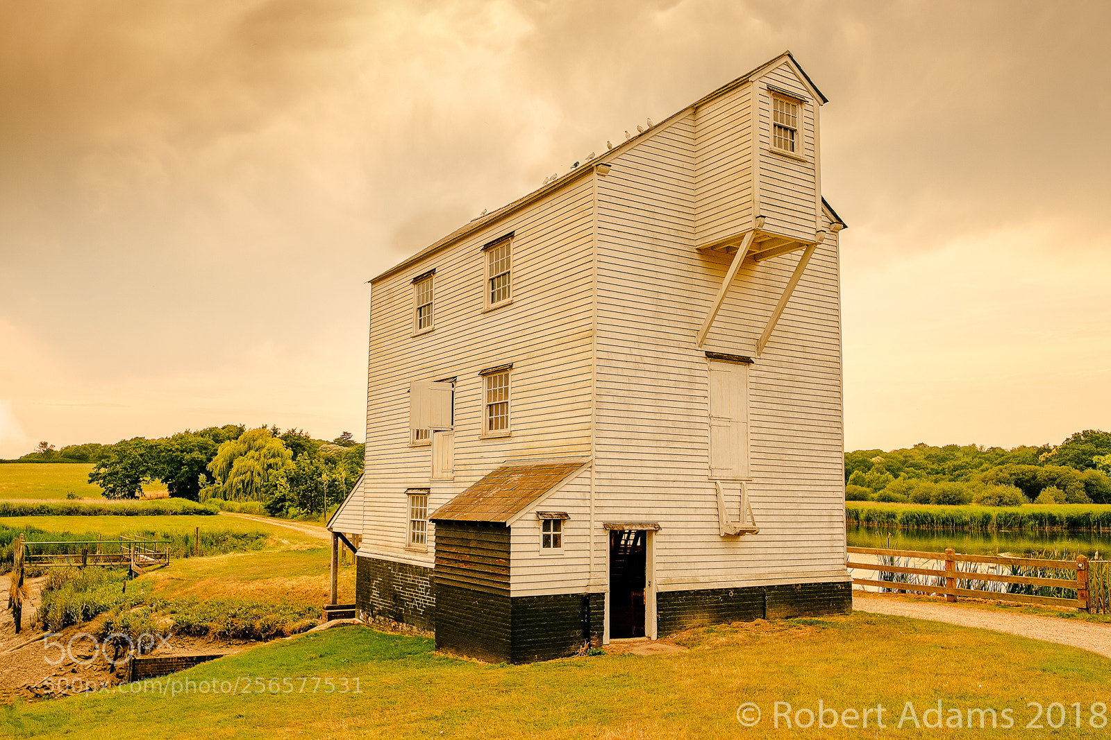 Fujifilm X-T2 sample photo. Thorrington mill photography