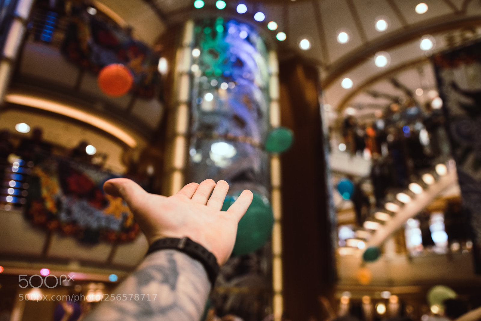 Sony a6300 sample photo. Balloon drop photography