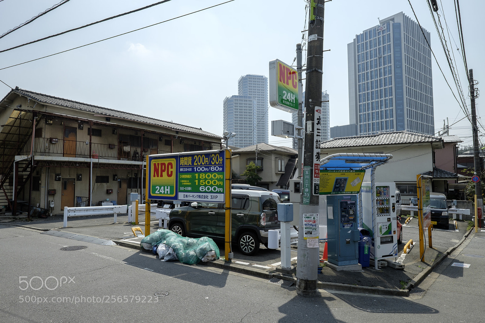 Fujifilm X-T1 sample photo. Tokyo.世田谷区玉川　東荘前 photography