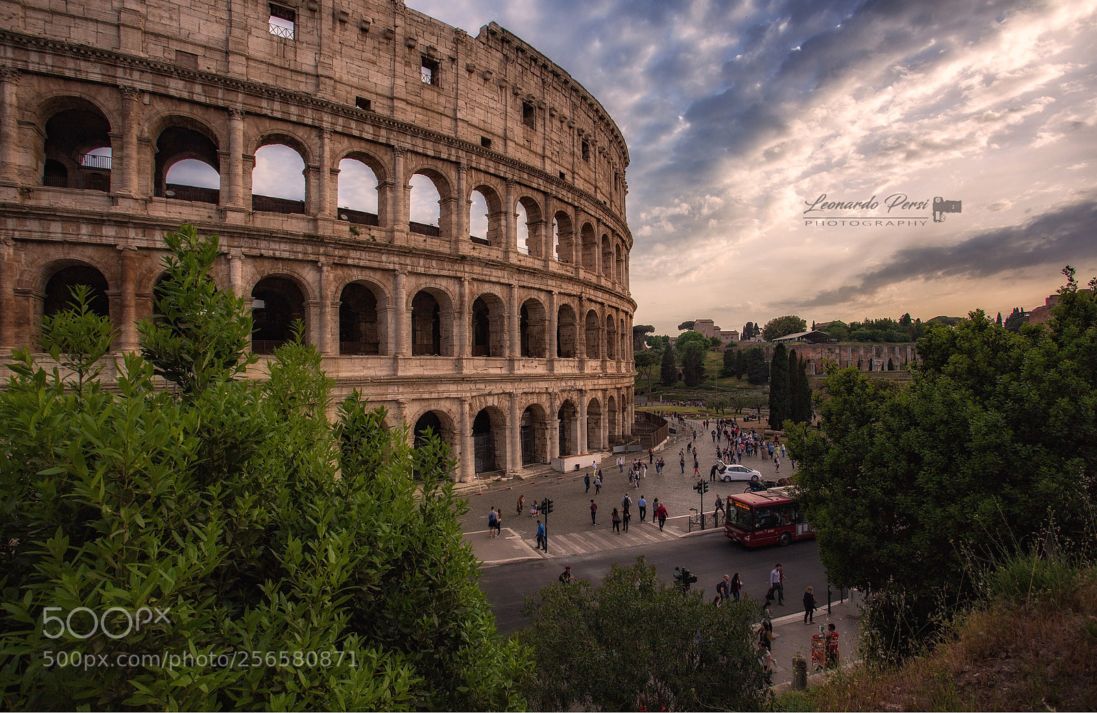 Canon EOS 6D sample photo. Verso il colosseo... photography