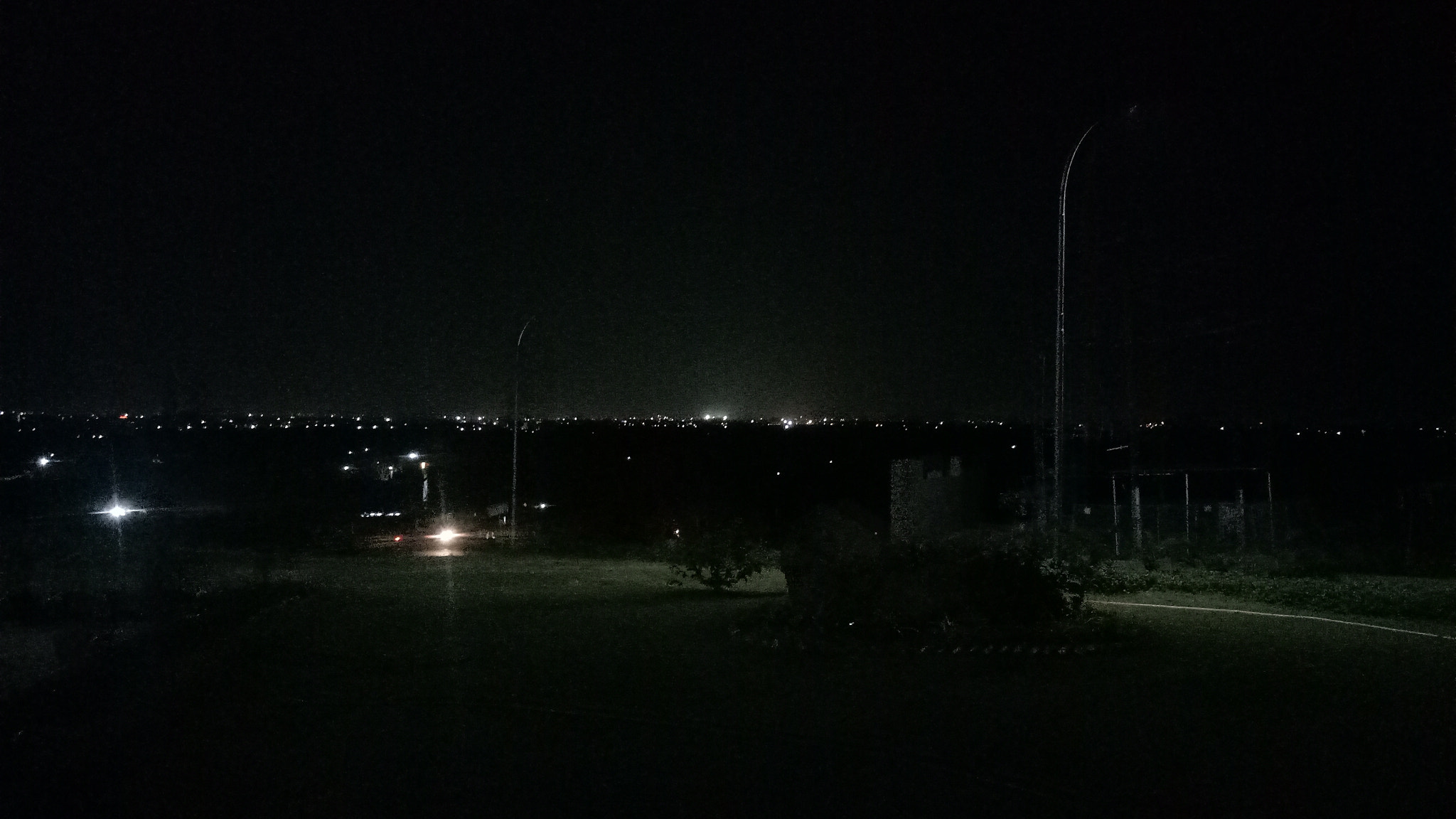 OPPO CPH1609 sample photo. Night in indore photography
