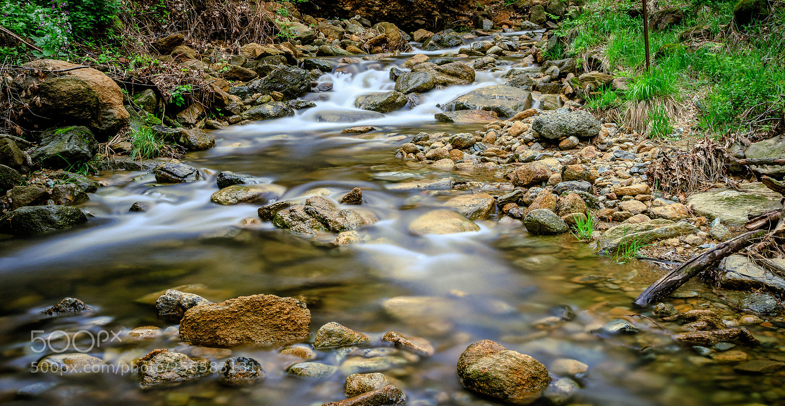 Canon EOS 7D Mark II sample photo. Acqua e pietre photography
