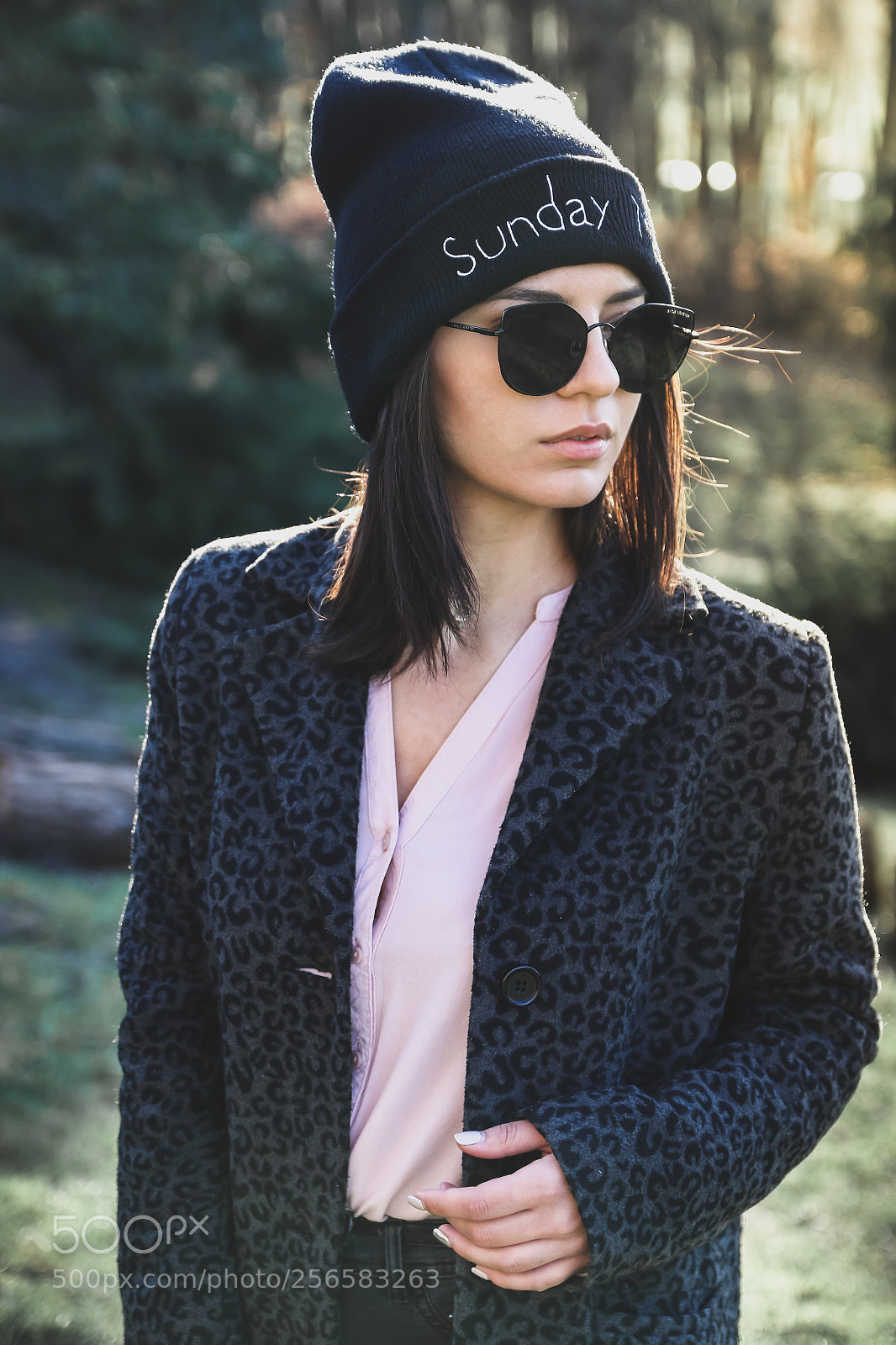 Canon EOS 70D sample photo. Street style portrait of photography