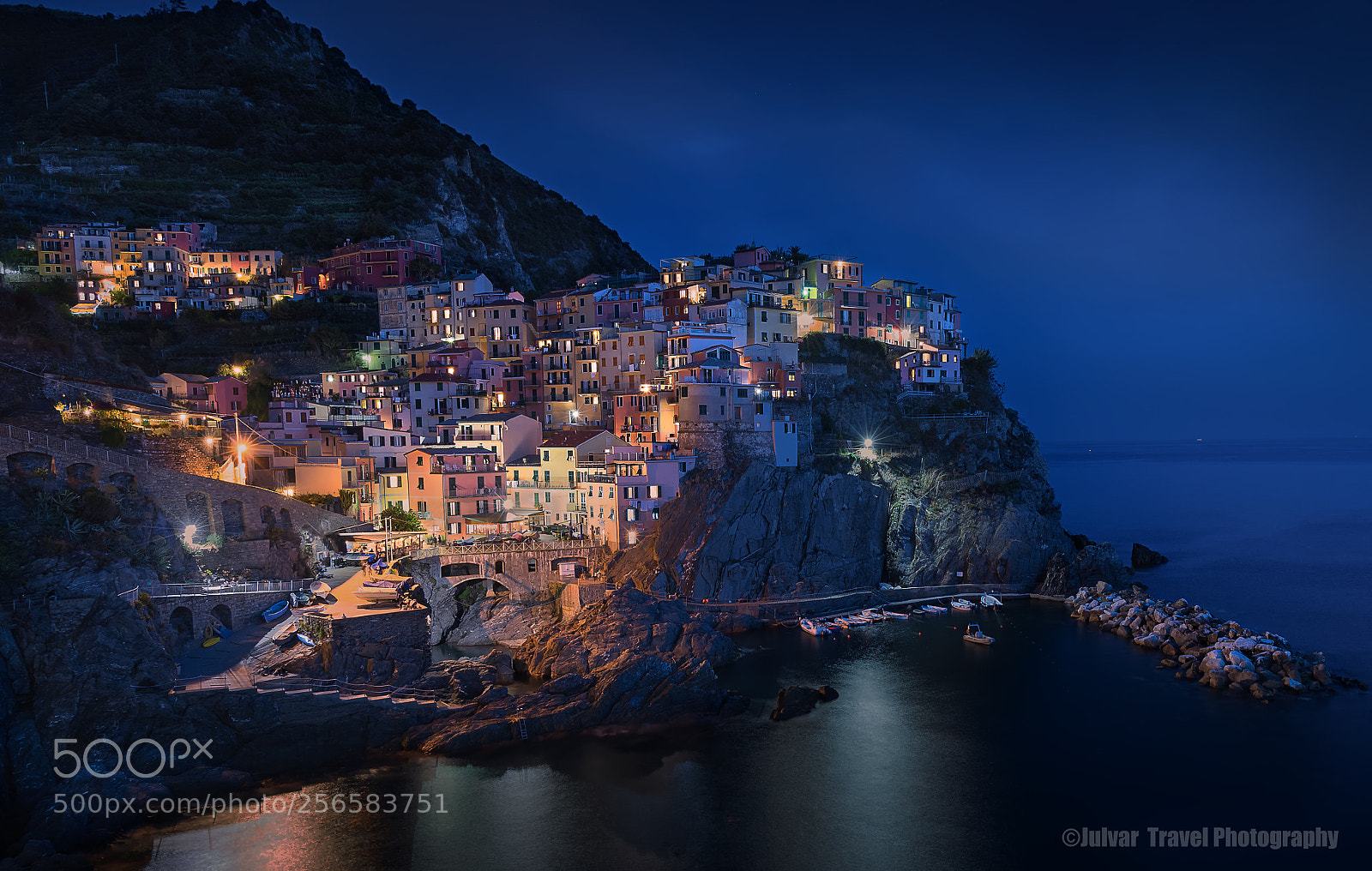 Nikon D750 sample photo. Cold night in manarola photography