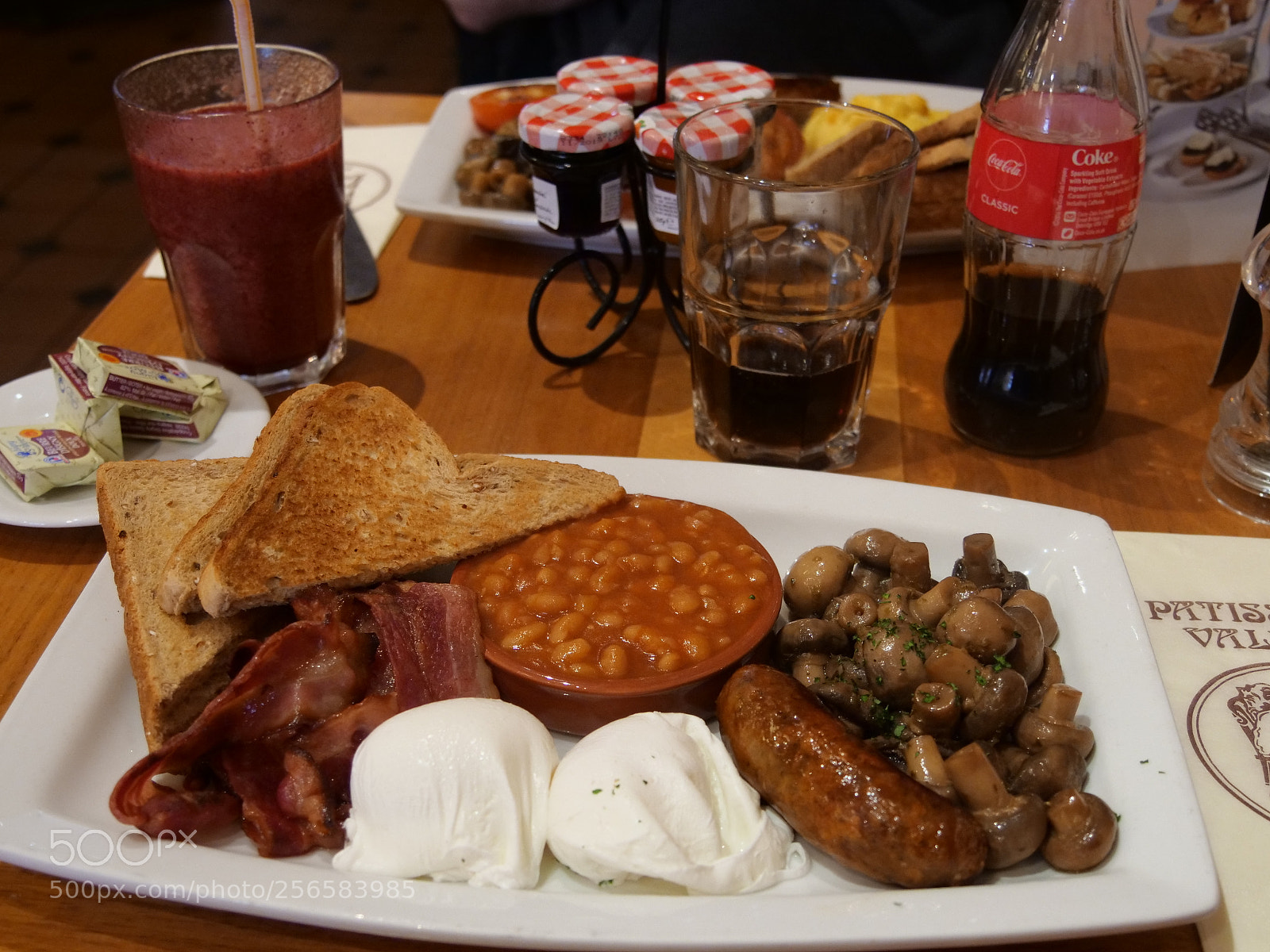 Panasonic Lumix DC-G9 sample photo. English breakfast photography