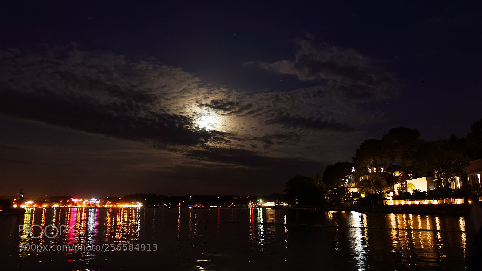 Sony DSC-RX100M5 sample photo. Holiday resort in porec photography