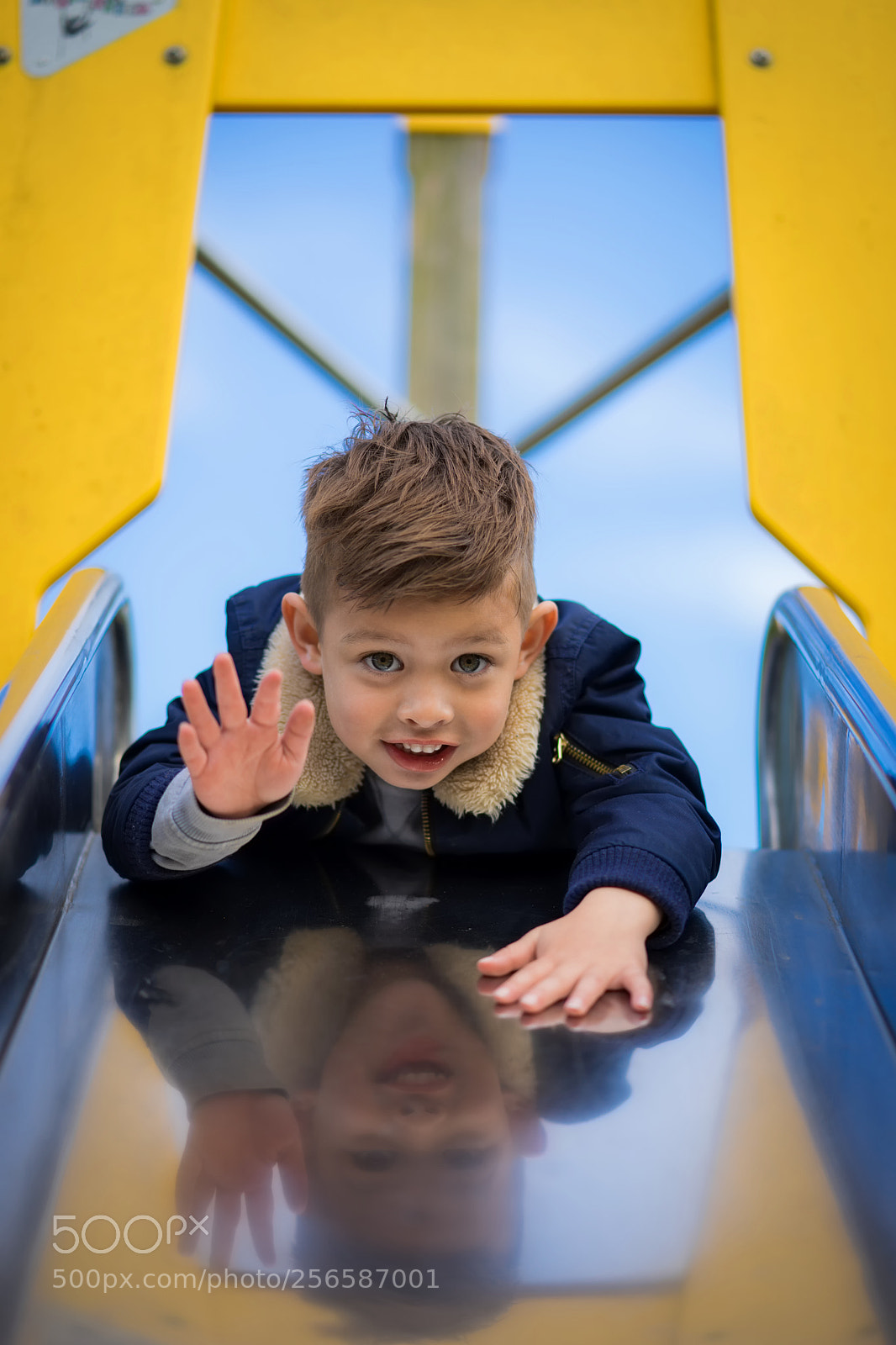 Sony a7 II sample photo. Elyaino on the slide photography