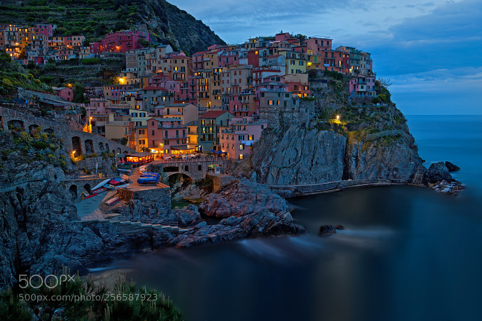 Canon EOS 5D Mark II sample photo. Manarola photography