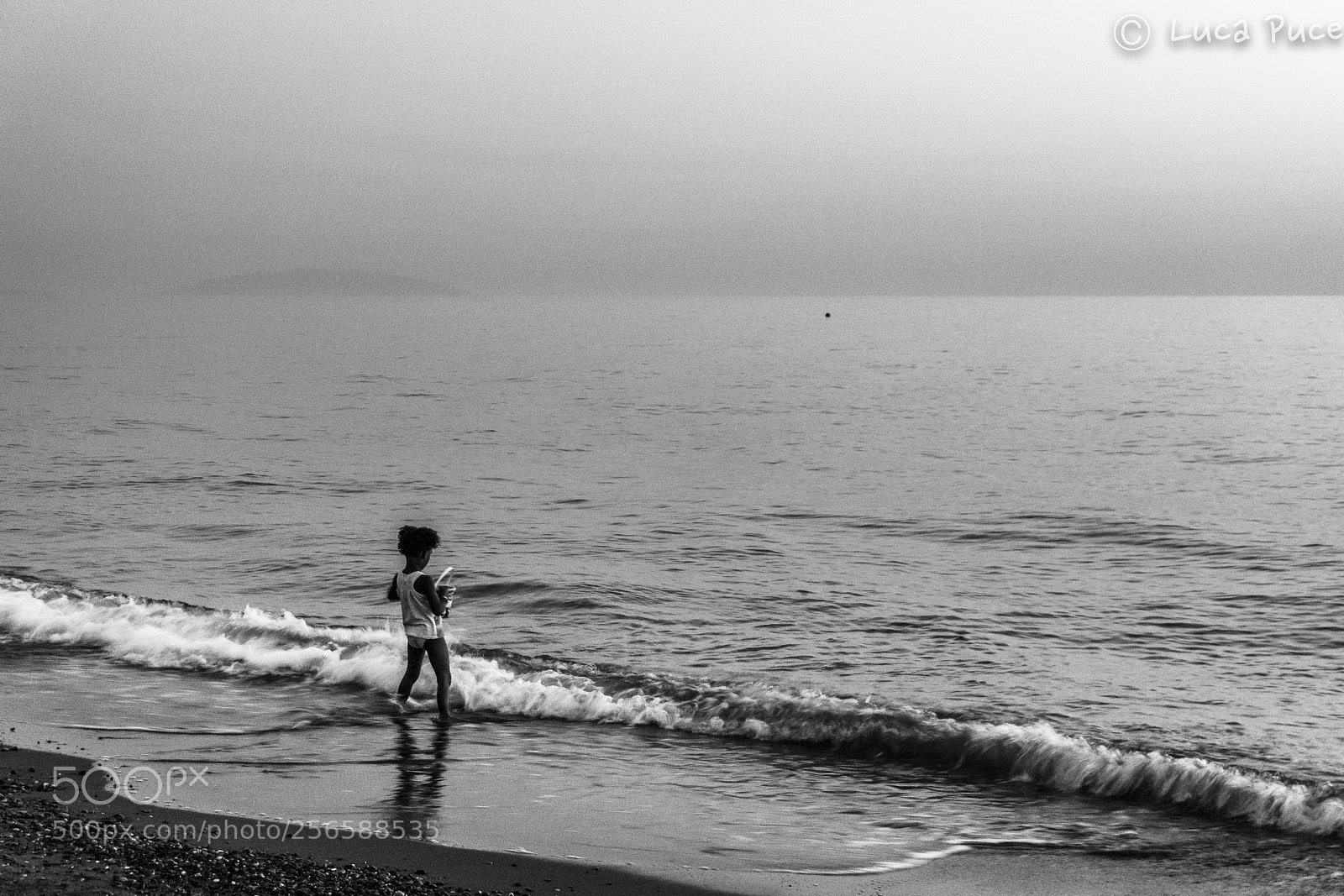 Sony a6000 sample photo. Playing on the beach photography