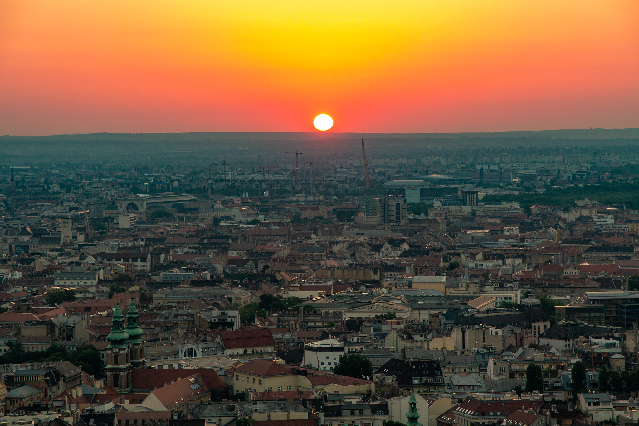Canon PowerShot G1 X Mark II sample photo. Sunrise over budapest photography