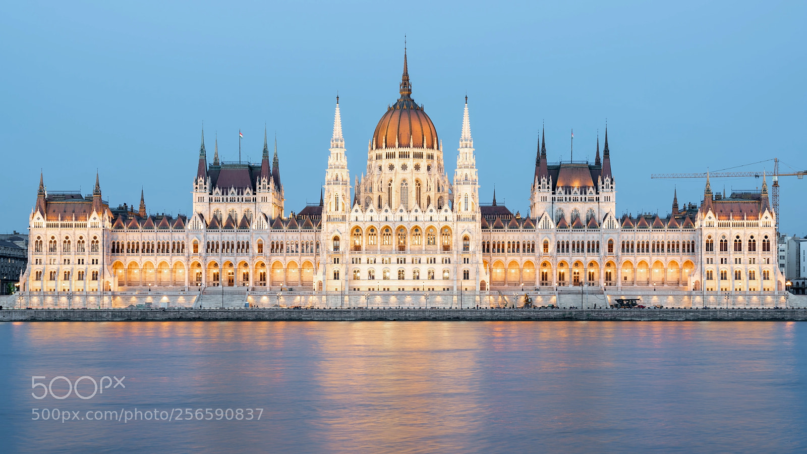 Sony a7R III sample photo. The parliament building photography