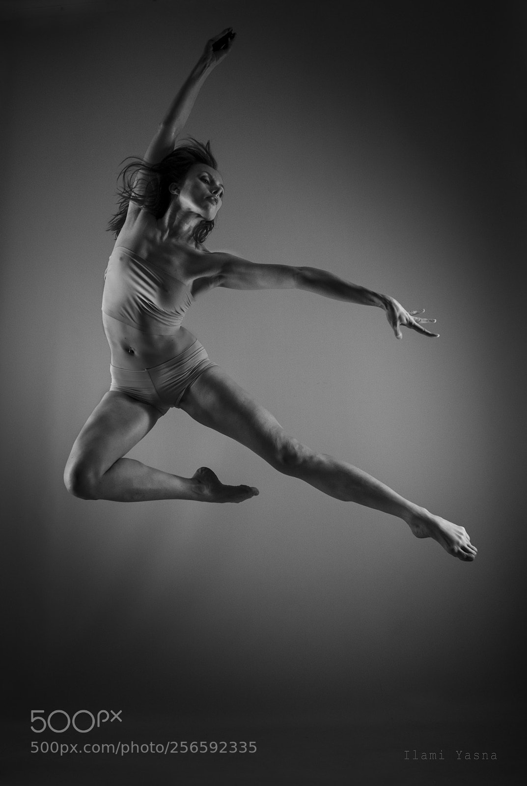 Fujifilm X-T10 sample photo. Jump photography