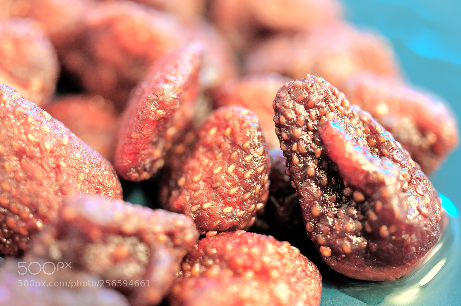 Pentax K20D sample photo. Dried strawberry.草莓干 photography