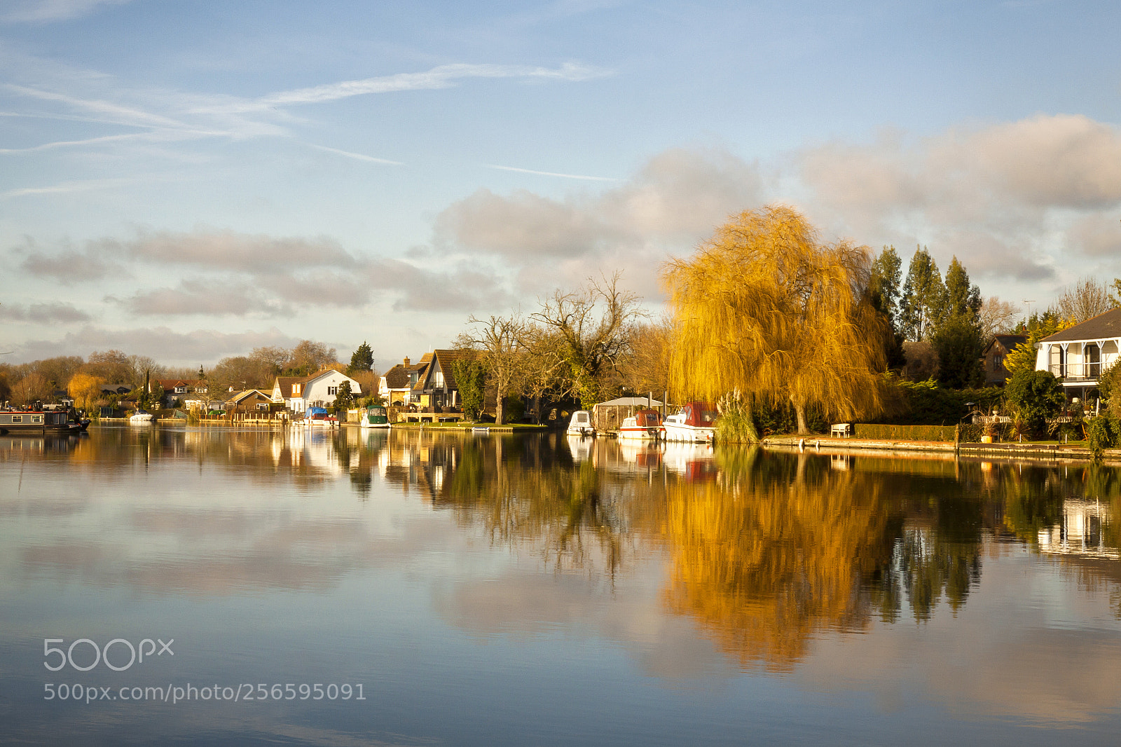 Canon EOS 50D sample photo. Staines-upon-thames photography