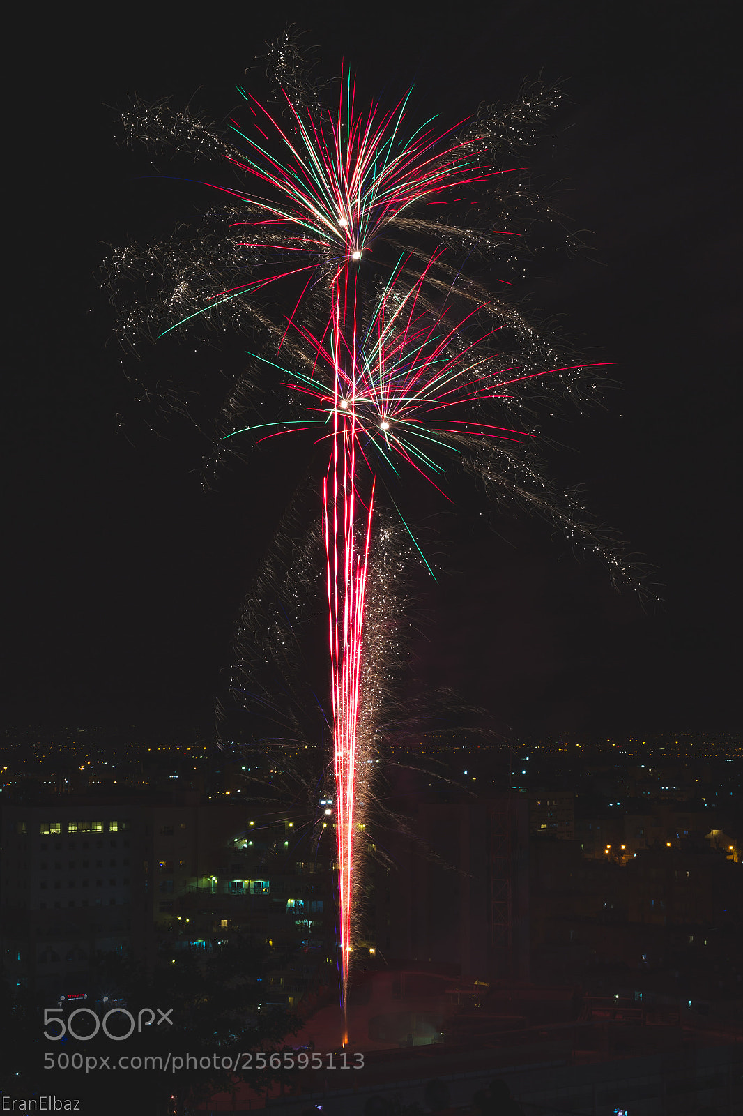 Canon EOS 600D (Rebel EOS T3i / EOS Kiss X5) sample photo. Independence day fireworks photography