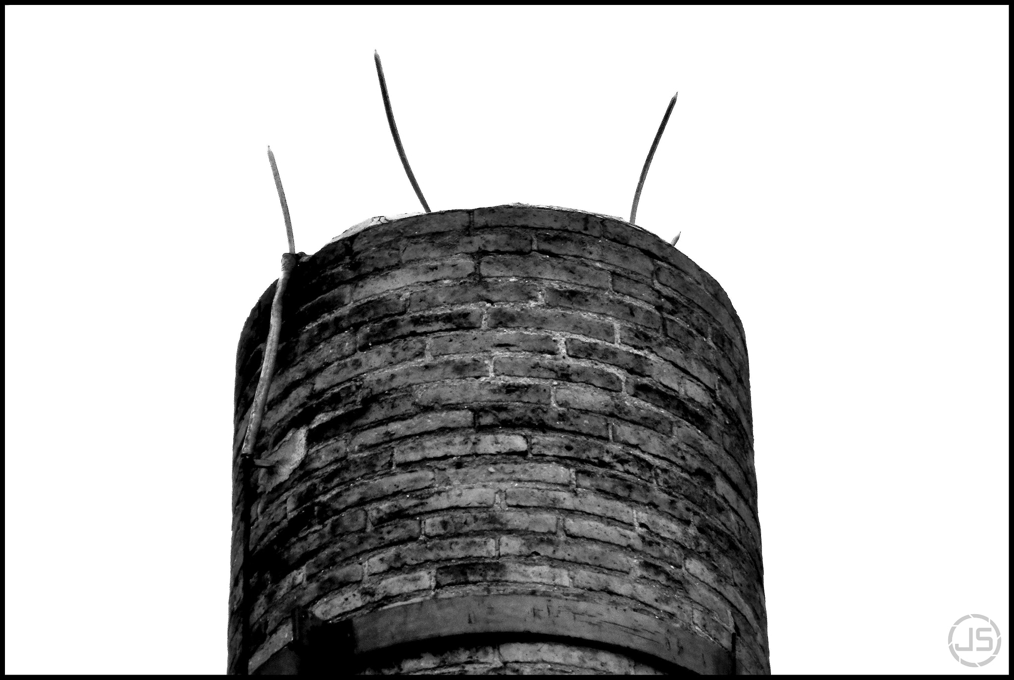 Olympus SZ-14 sample photo. Chimney photography