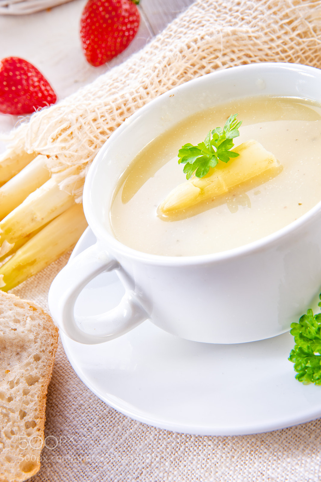 Nikon D810 sample photo. Asparagus cream soup with photography