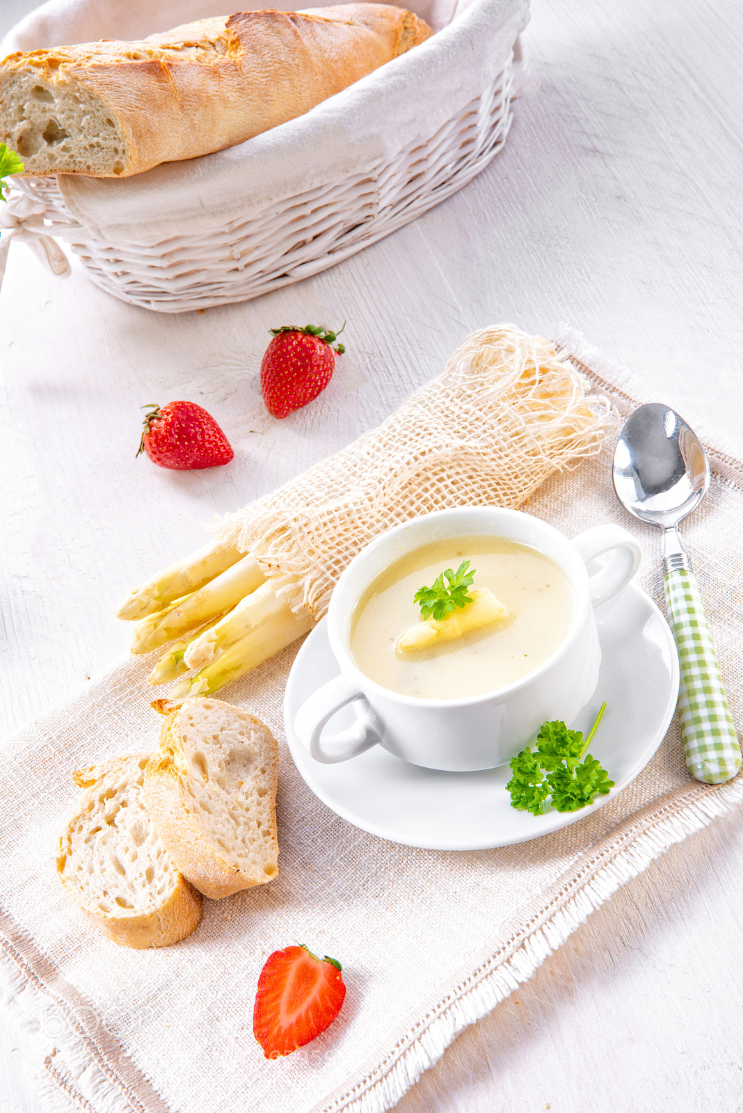 Nikon D810 sample photo. Asparagus cream soup with photography