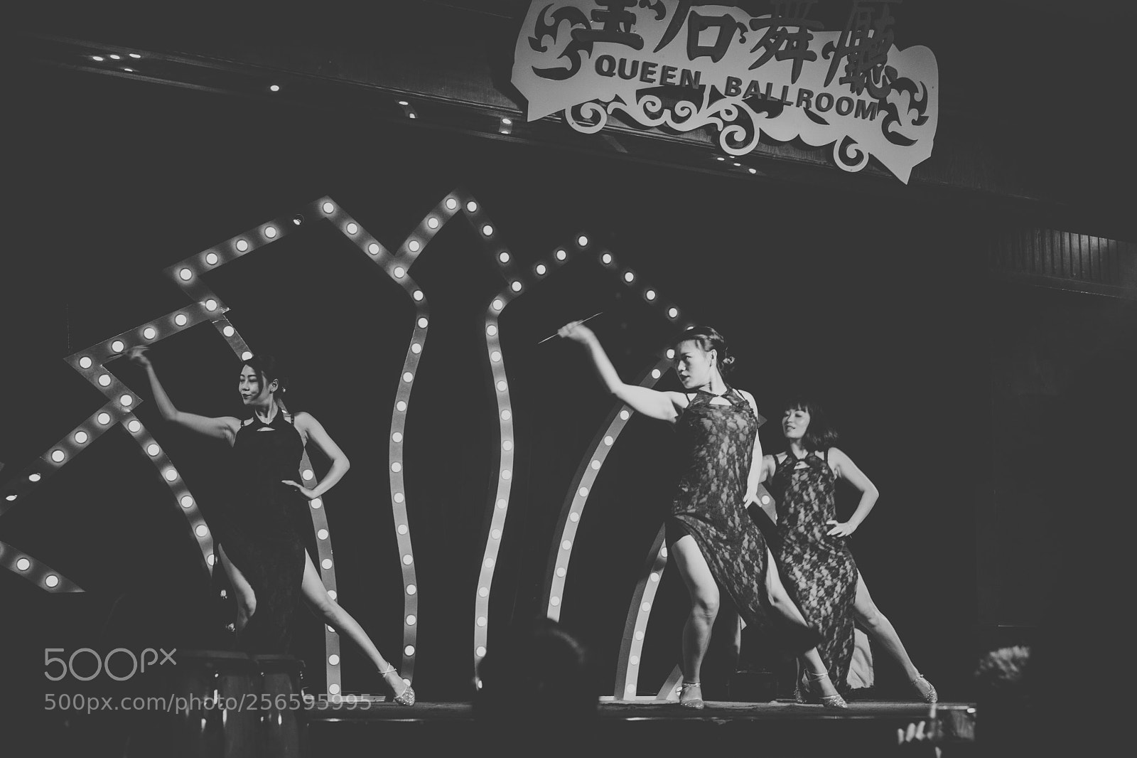 Sony a7 sample photo. Chinese dancer photography