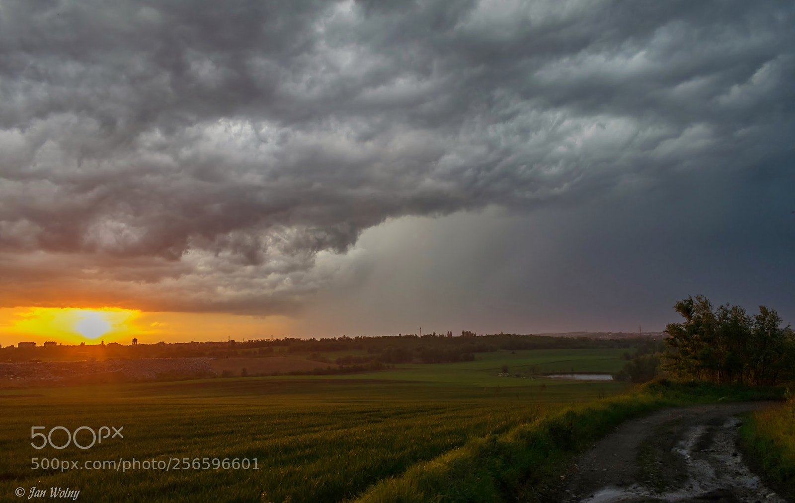 Nikon D3300 sample photo. Dramatic sunset photography