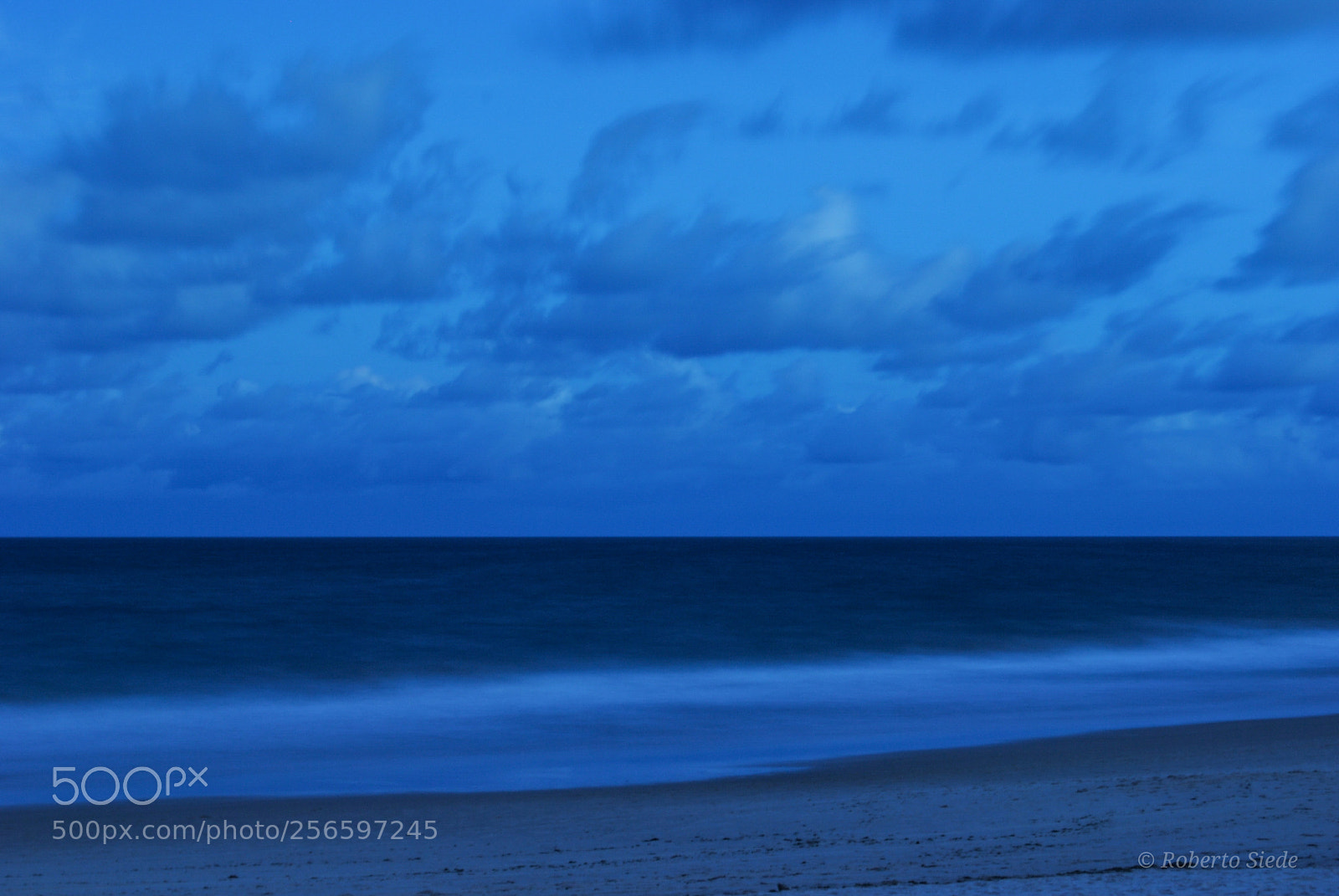 Nikon D3000 sample photo. Marea azul photography