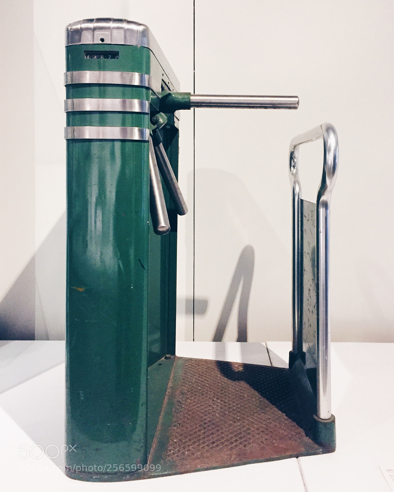 Apple iPhone 6 sample photo. Turnstile 1932 by john photography