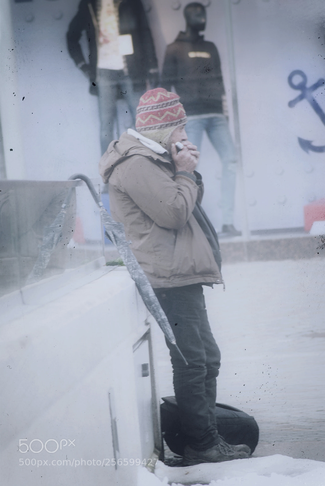 Nikon D3000 sample photo. Harmonicaplayer photography