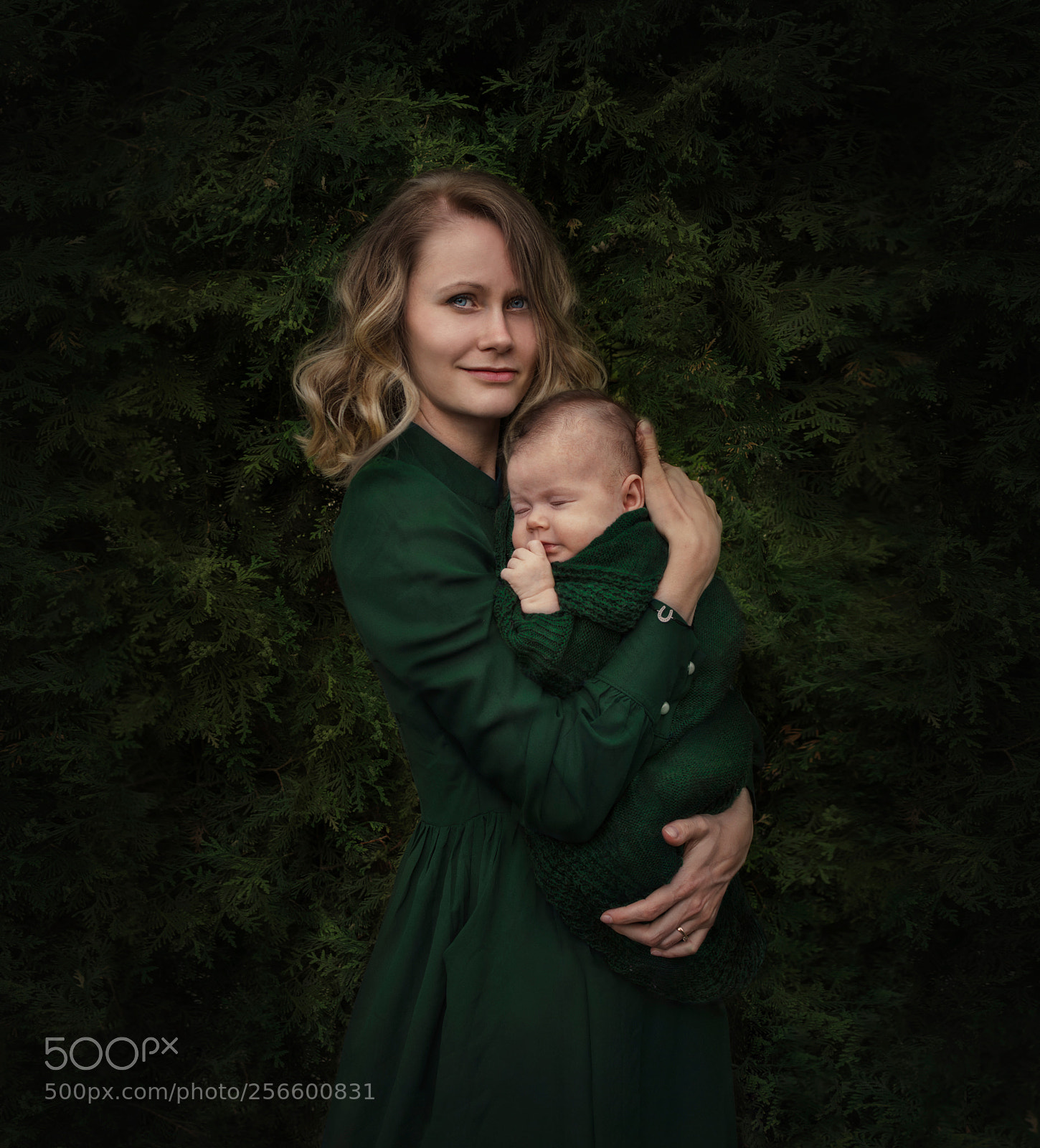 Nikon D7100 sample photo. Motherhood photography