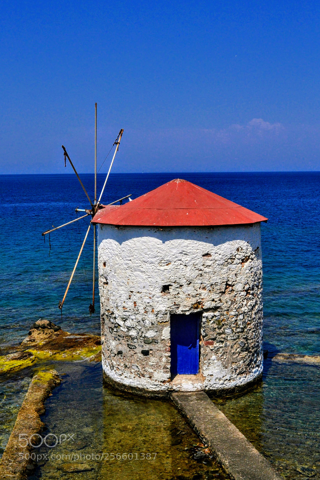 Nikon D3100 sample photo. Mylos cafe photography