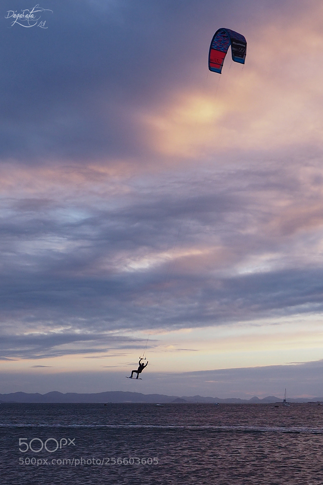 Olympus OM-D E-M10 II sample photo. San pedro kitesurf photography