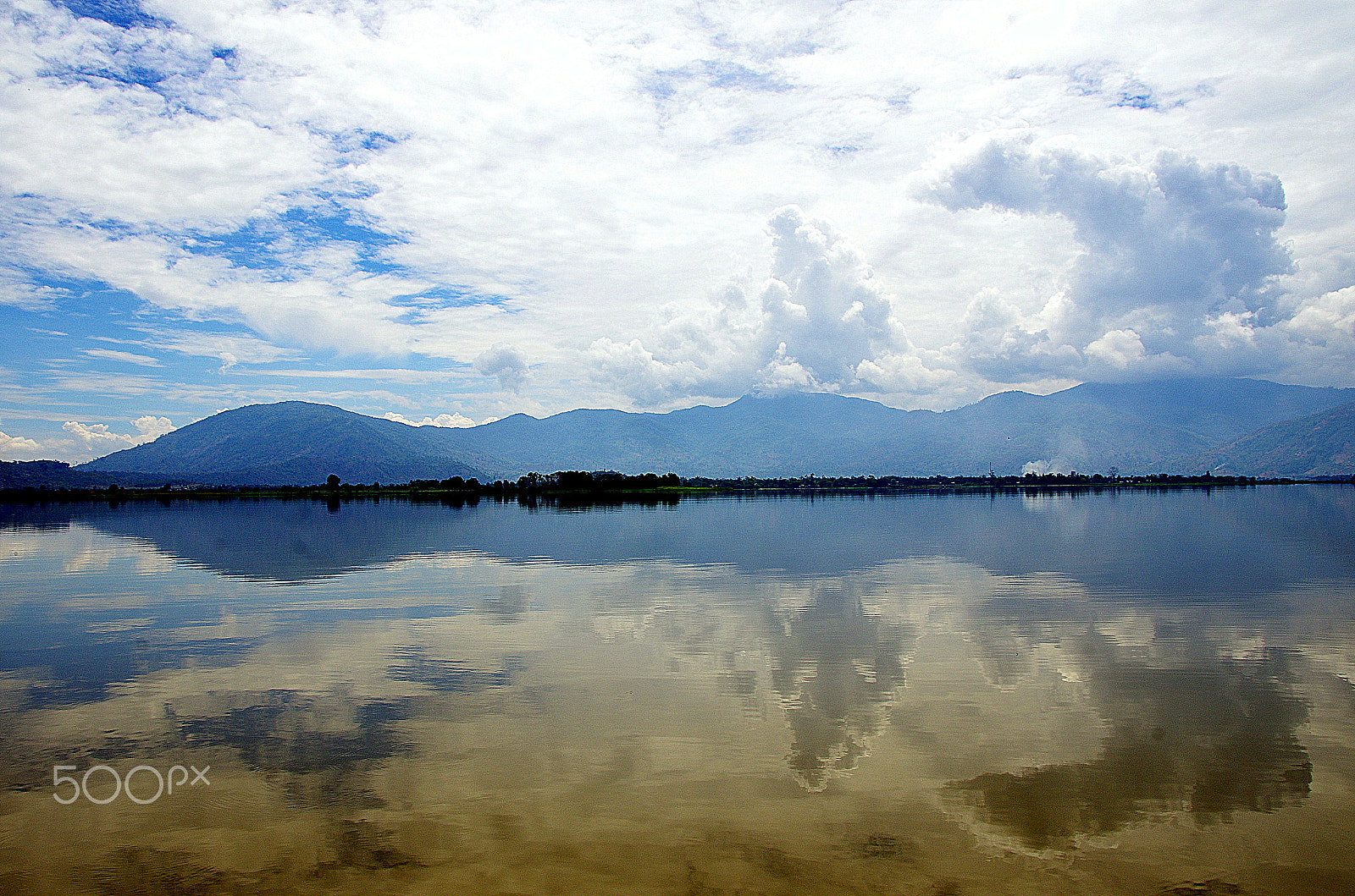 Pentax K-5 IIs + Sigma 17-50mm F2.8 EX DC HSM sample photo. Mirror photography