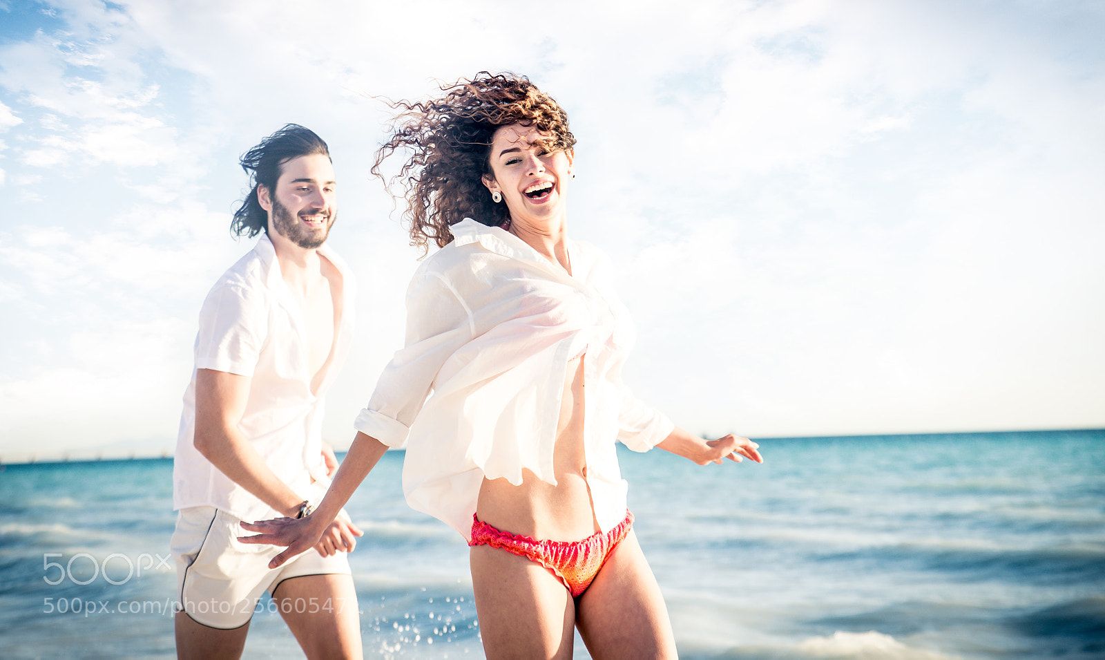 Nikon D610 sample photo. Young couple sharing happy photography
