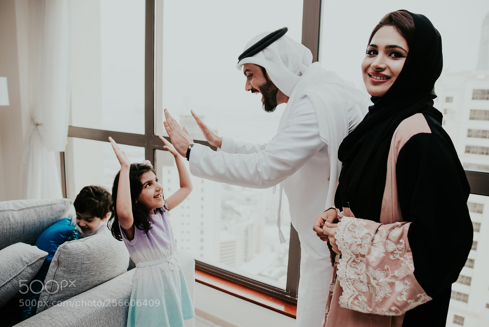 Nikon D610 sample photo. Arabic happy family lifestyle photography