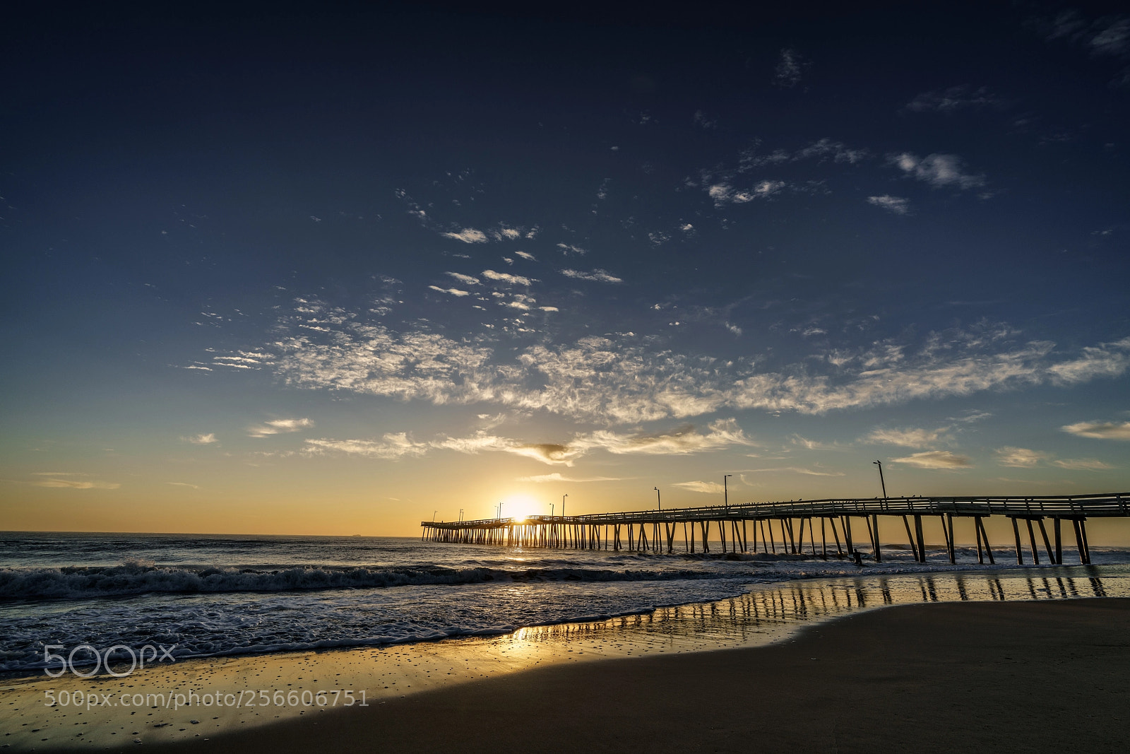 Sony a7R II sample photo. Sun peeks above virginia photography