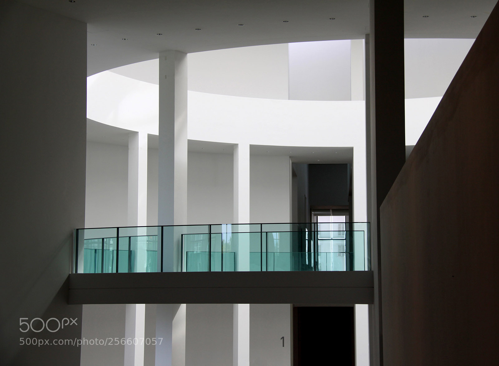Canon EOS 50D sample photo. Modern art museum, munich photography