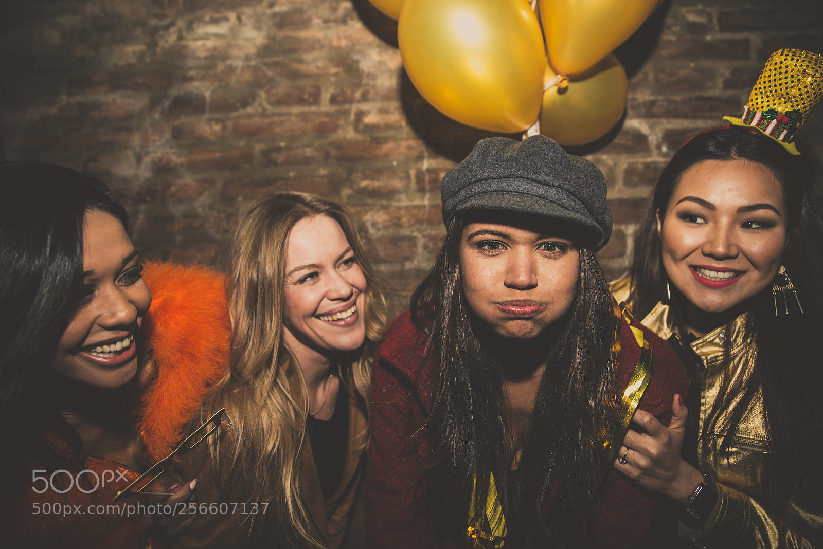 Nikon D610 sample photo. Group of girls celebrating photography