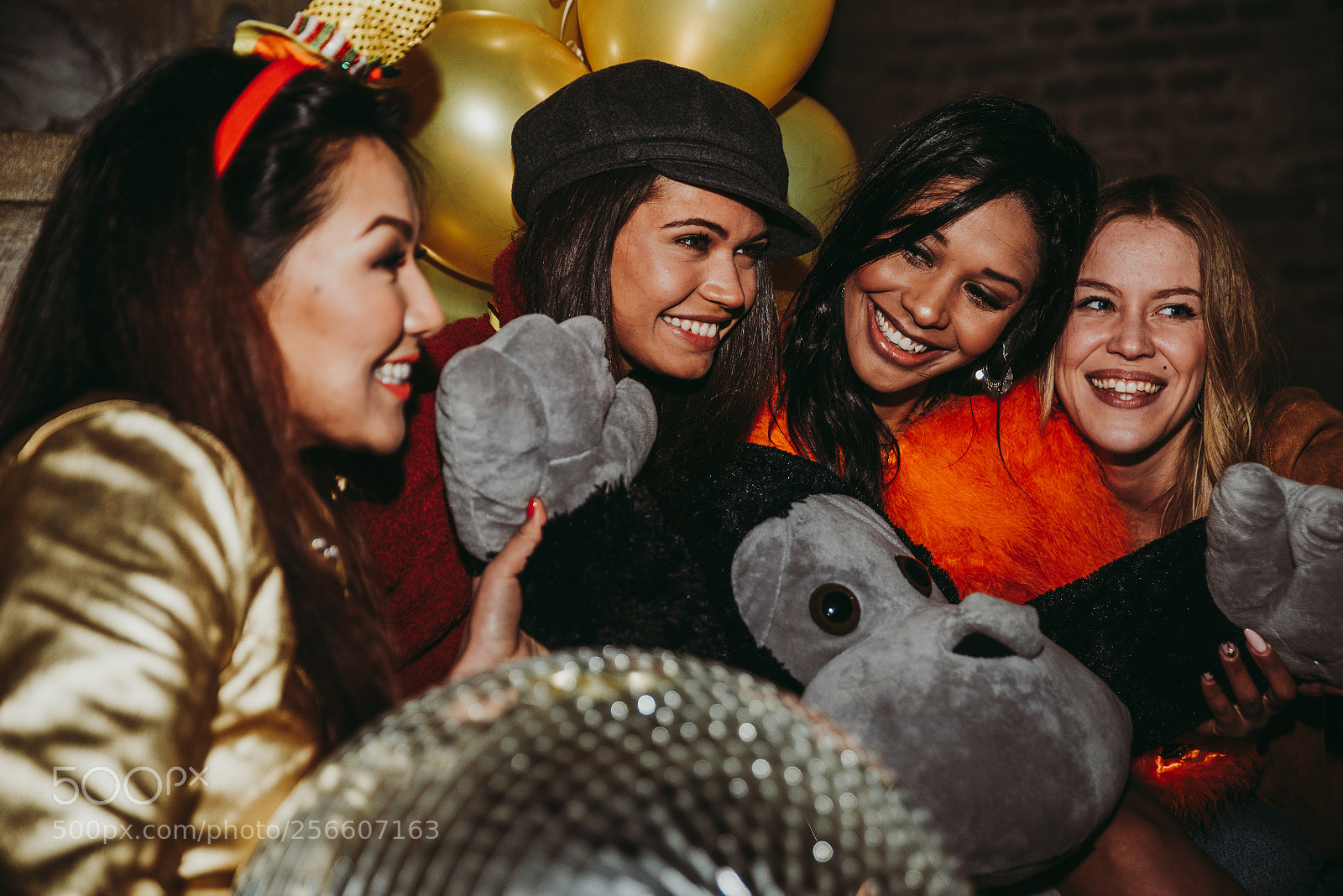 Nikon D610 sample photo. Group of girls celebrating photography